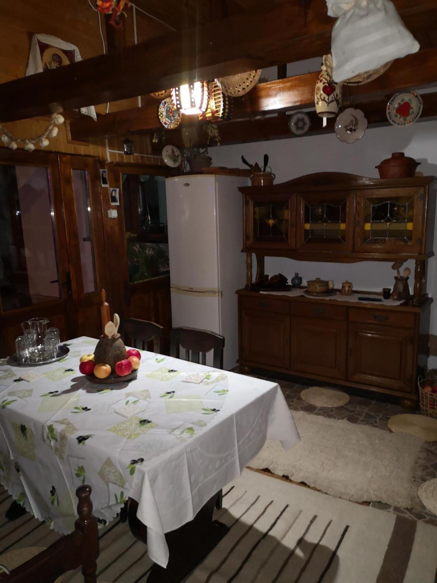Casa Livada Bunicii Villa Tirgu Ocna Bagian luar foto