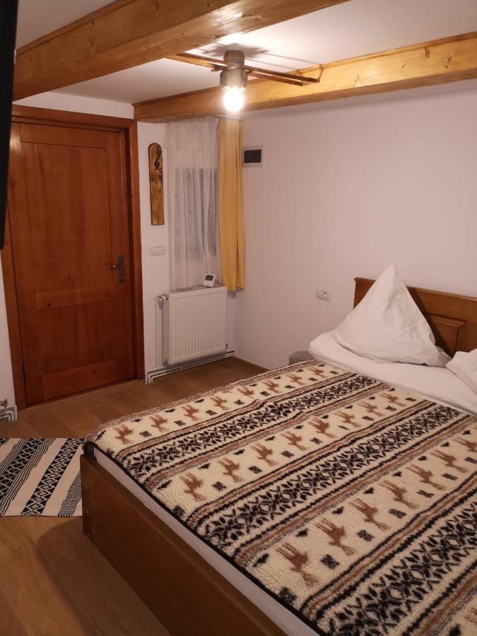 Casa Livada Bunicii Villa Tirgu Ocna Bagian luar foto